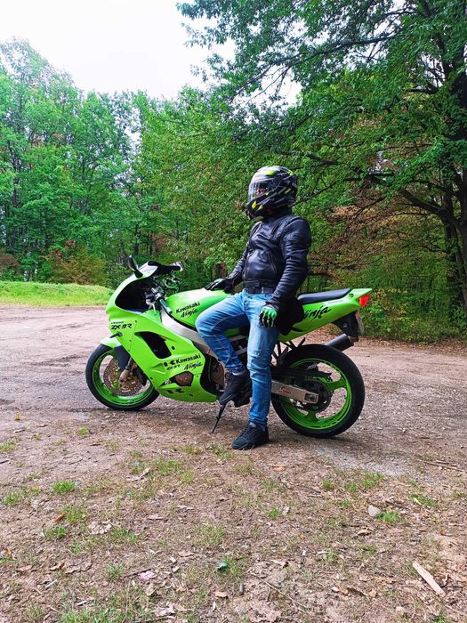 Kawasaki Ninja zx9R 143hp