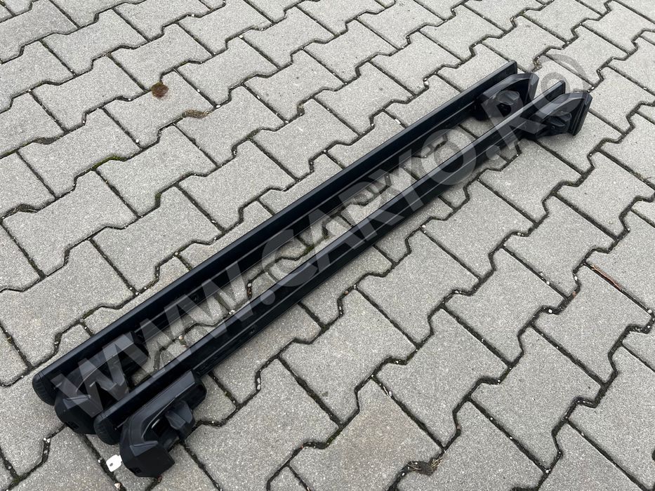 Thule WingBar Evo black raised rails second-hand