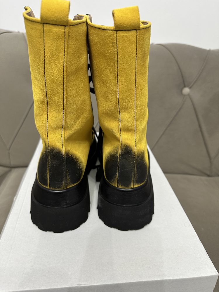 Bocanci mustang yellow masura 37