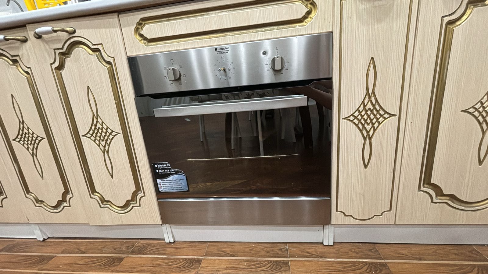 Продам духовку и варочную элплиту ariston бу