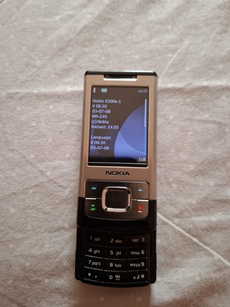 De vânzare Nokia 6500s-1 /Nokia 7270.