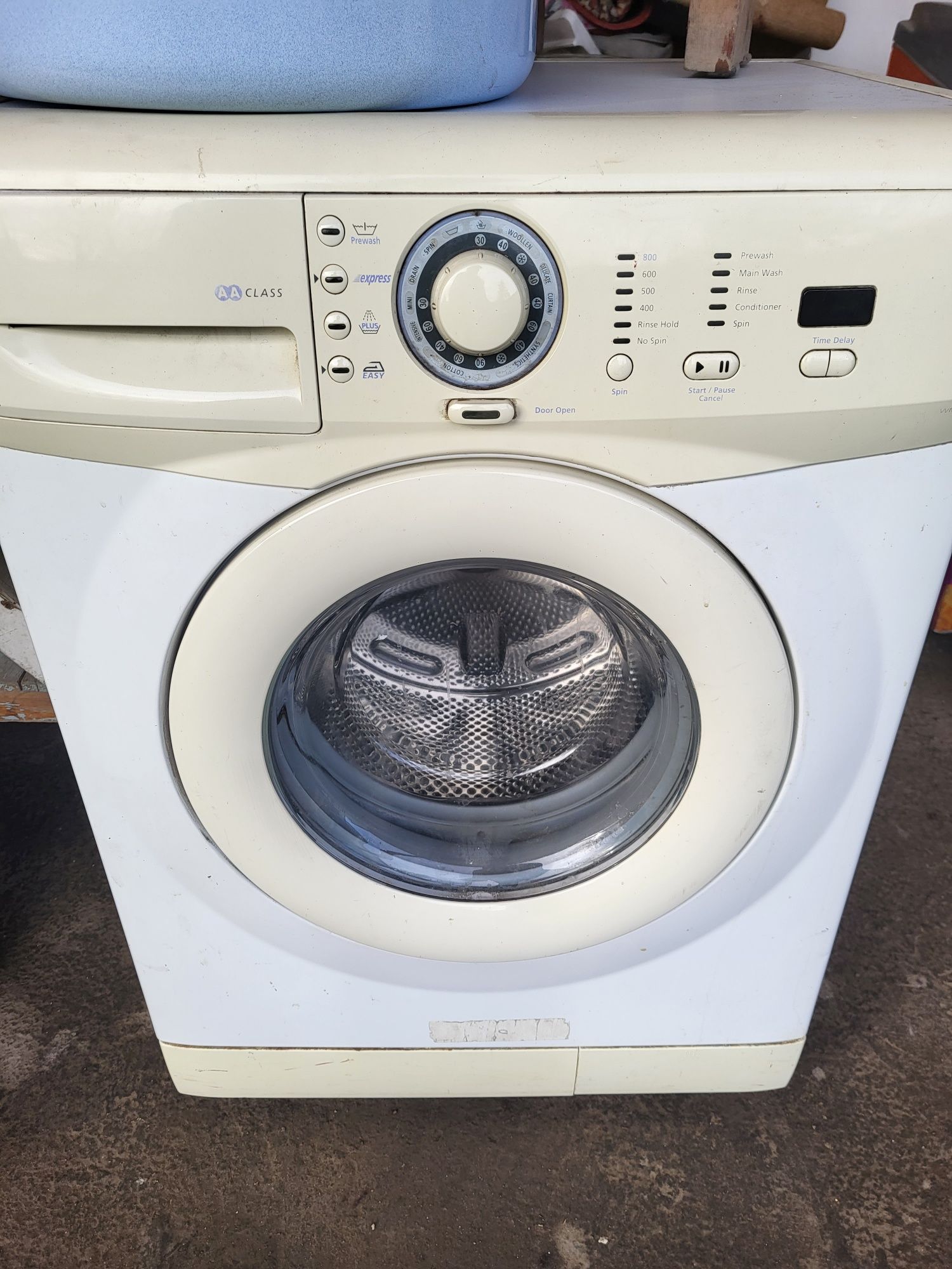 Нерабочая стиральная машина