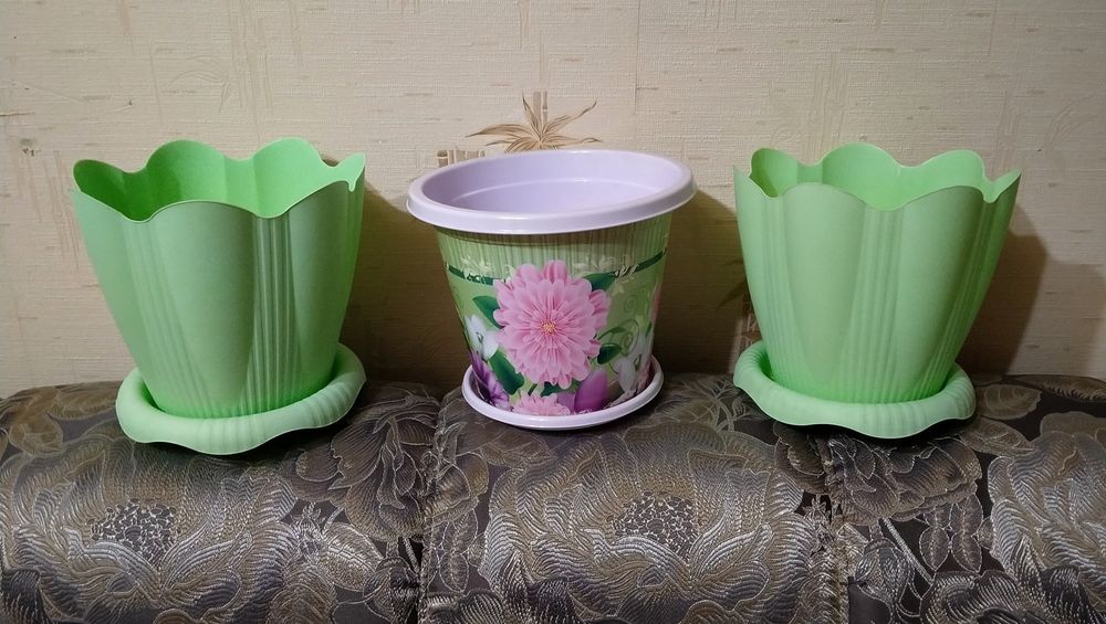 Горшки цветгчные в идеальном  состоянии