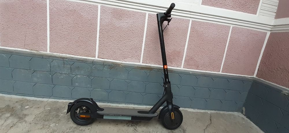 Trotineta electrică Xiaomi