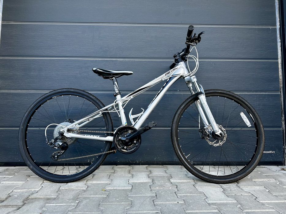Велосипед Giant Revel 26” 3х7 XS