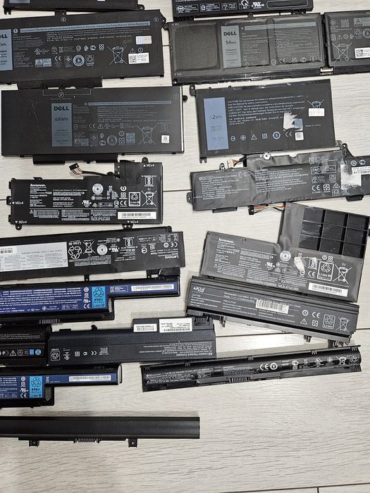 Lot baterii laptop