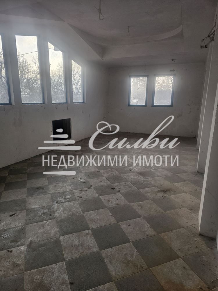 Магазин на ДВА етажа - гр.Каспичан
