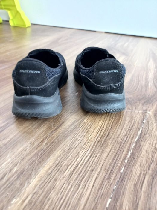 Papuci Skechers nr 30