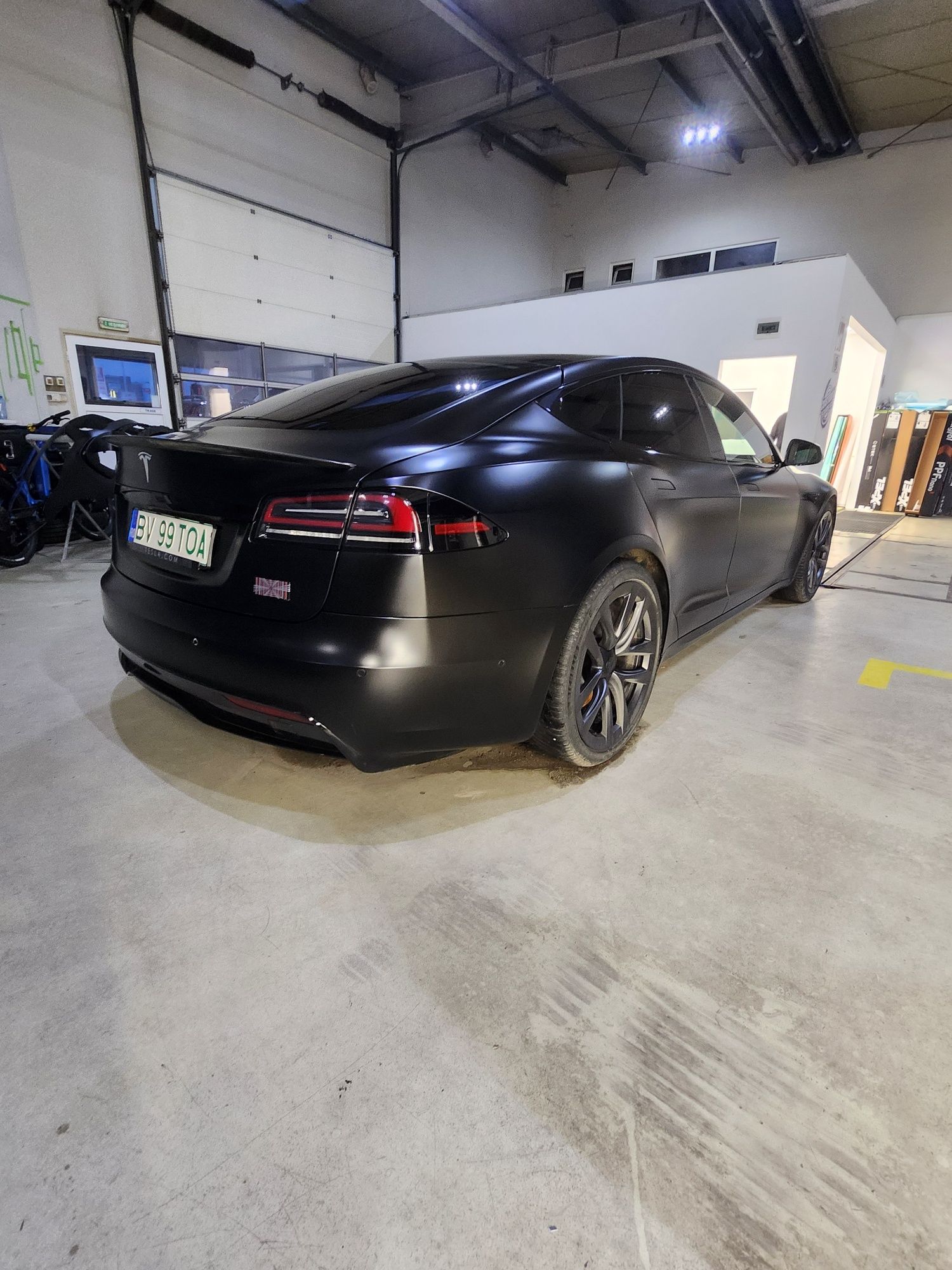 Tesla S Plaid 1020 CP