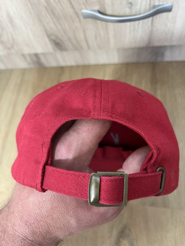 Stussy,Carhartt,Karl Kani шапки