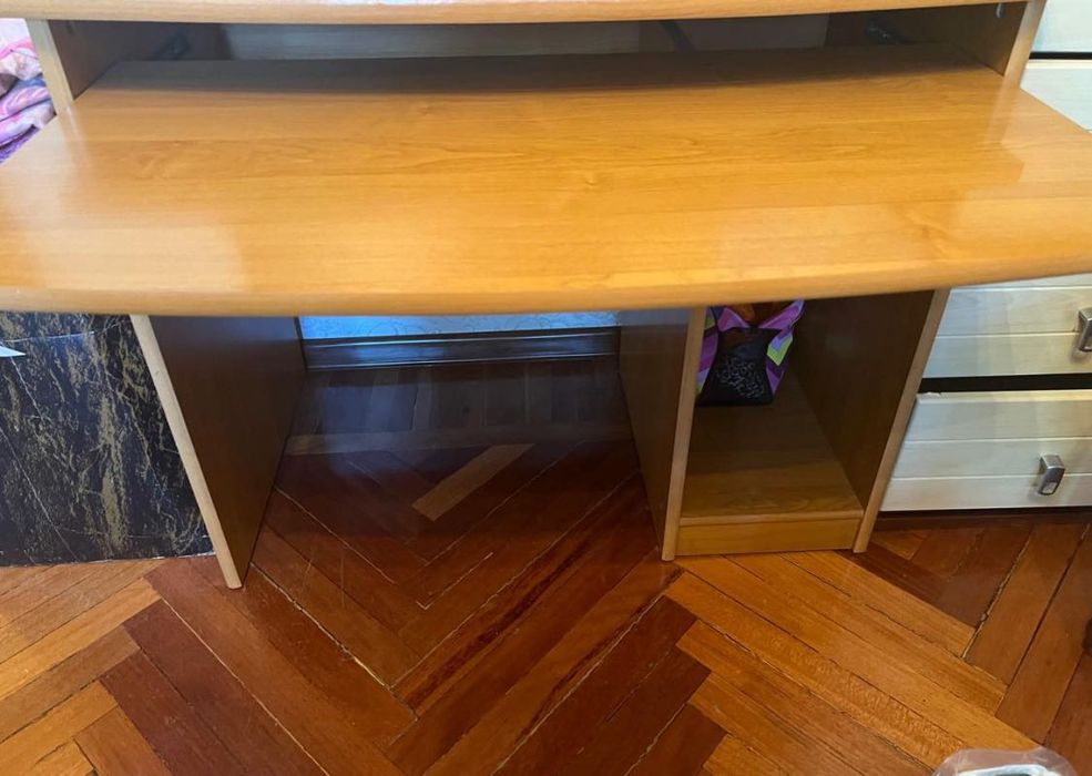 Стол продам для компа