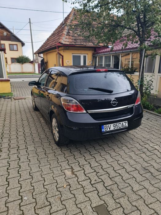 Opel astra h 1.7