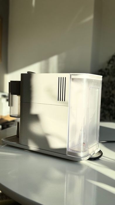 Nespresso Lattissima кафе машина