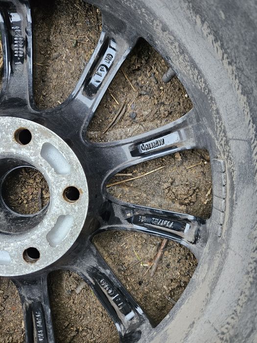 Jante Borbet 5x114,3 7J ET45 225 45 R17 Renault Honda Negre