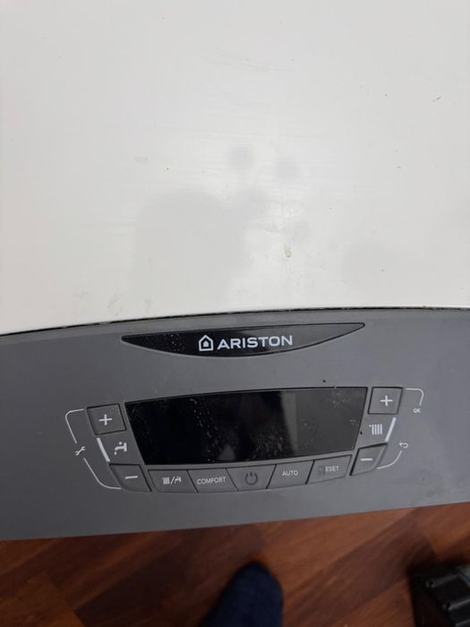 продам котел Ariston б/у