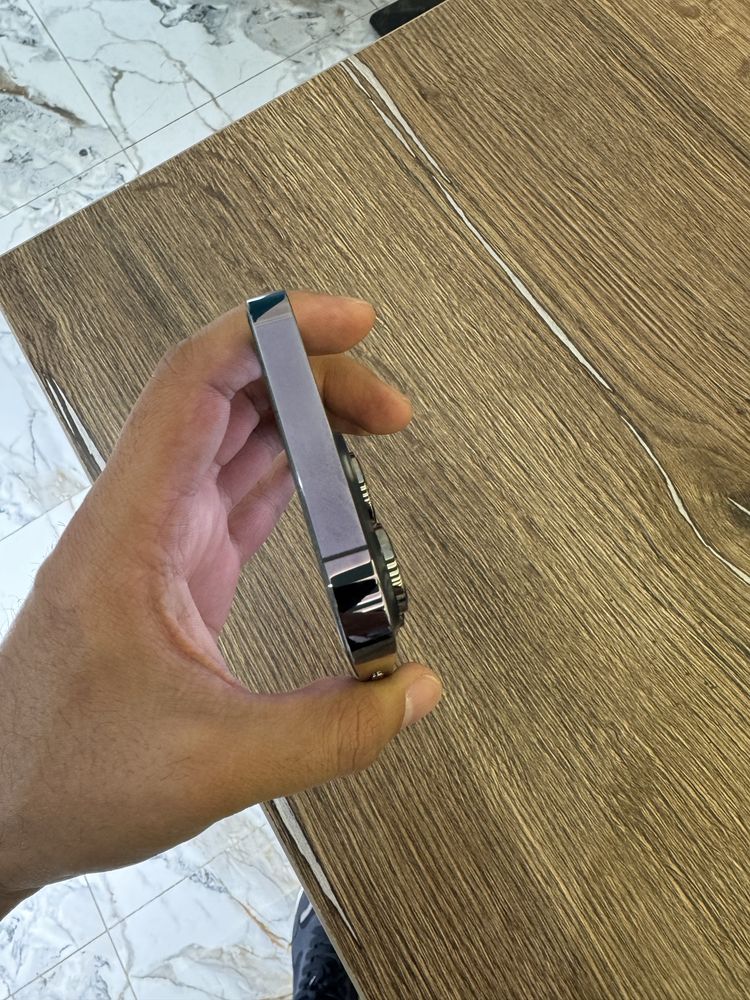 Iphone 14 pro продам