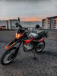 Продам мотоцикл yaqi 250