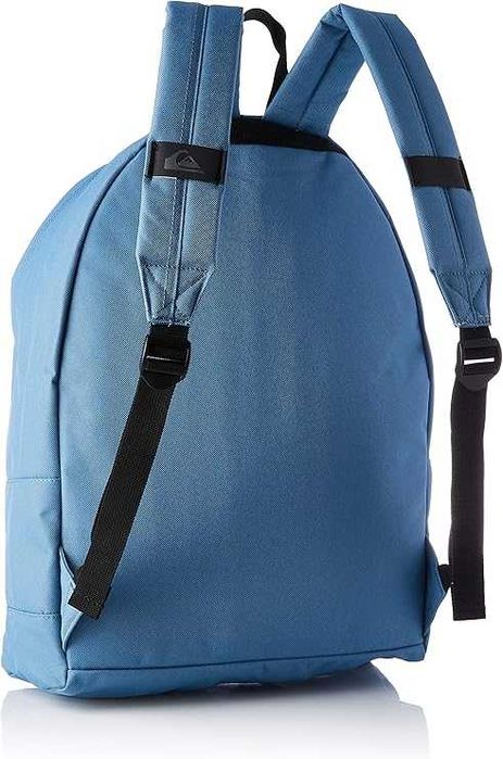ЧИСТО НОВА раница Quiksilver Everyday