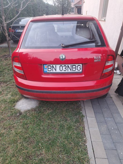 Vand Skoda Fabia an fabricație 2006, benzina 1,2 Cc cu Itp