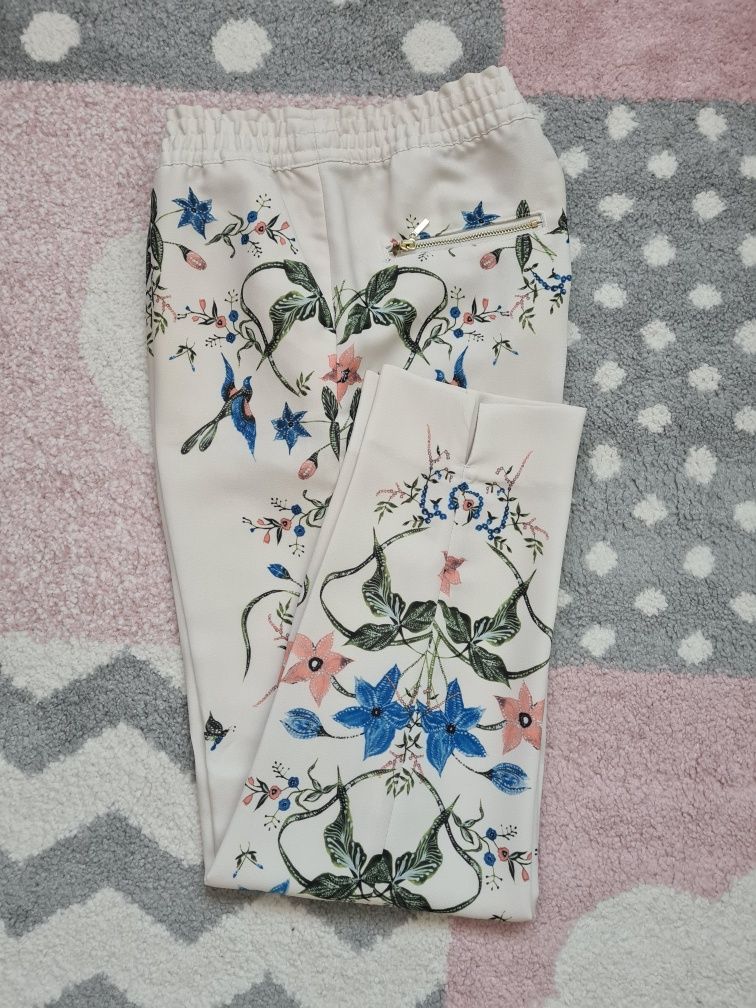 Pantaloni de vara S