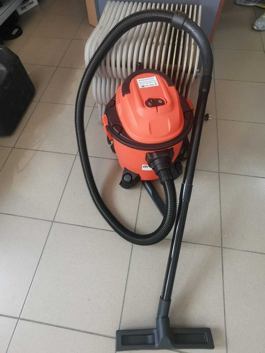 Set Aspirator industrial 15L si Flex Ingco 20V, 2x4Ah, brushless, nou