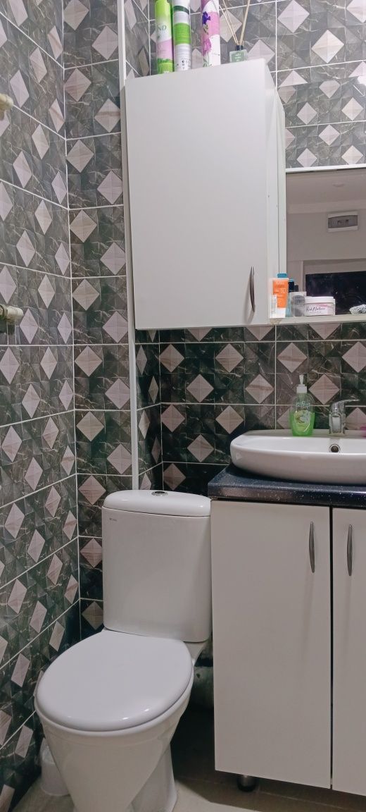 Продается 1- комнатная квартира ,в 3 мкр ,14 дом