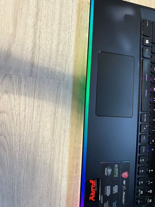 Laptop Gaming MSI GE76 10UG , RTX 3070 , I7 , Impecabil ca nou !