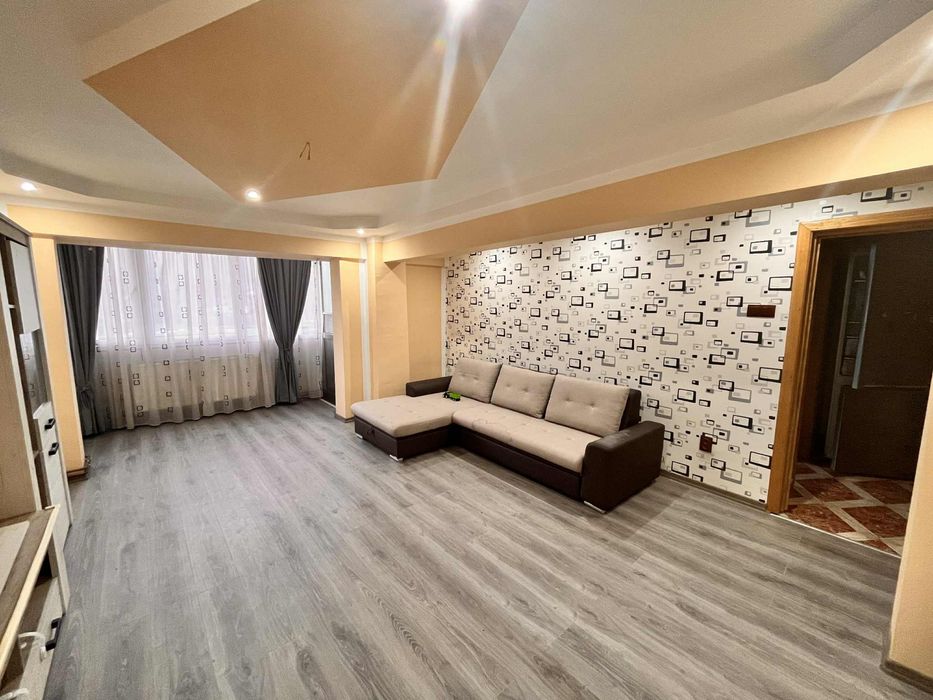Apartament 3 camere decomandat
