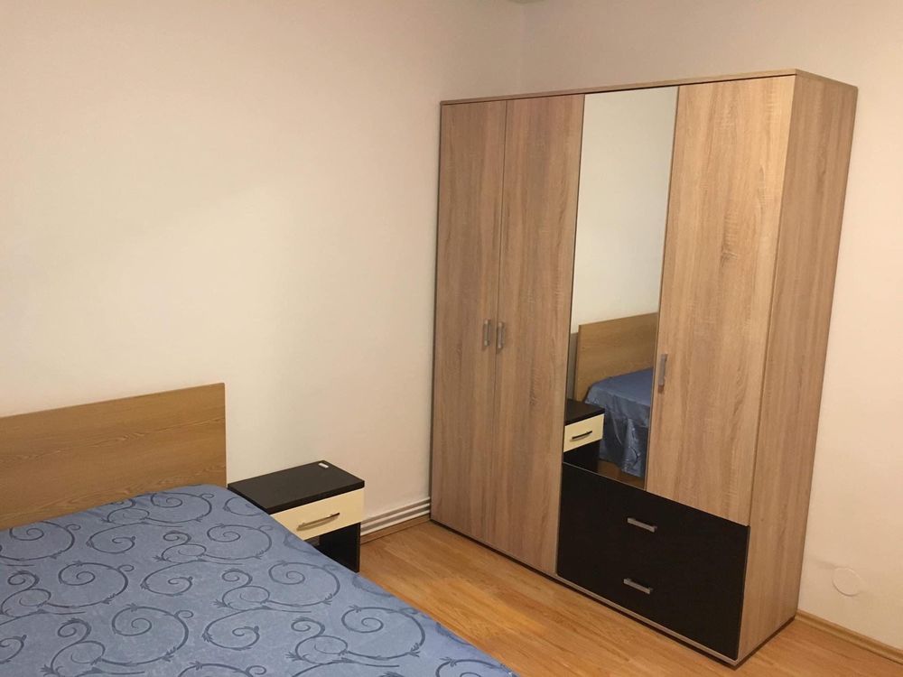 Inchiriez apartament