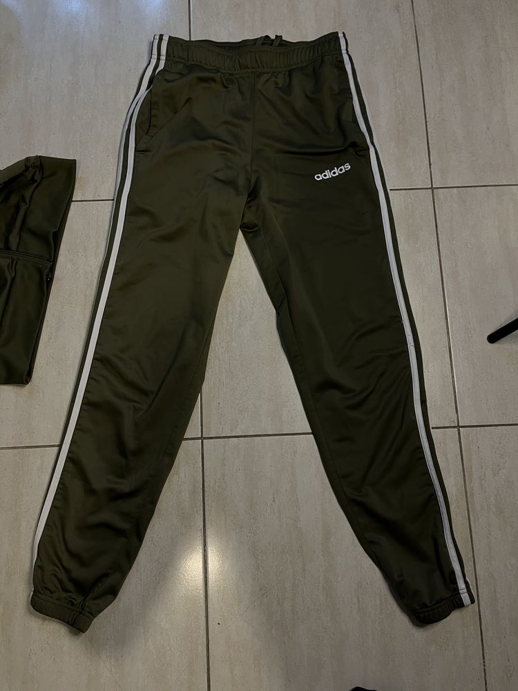 Спортен Екип adidas