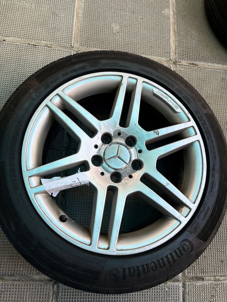 Гуми с оригинални джанти 17 за Mercedes