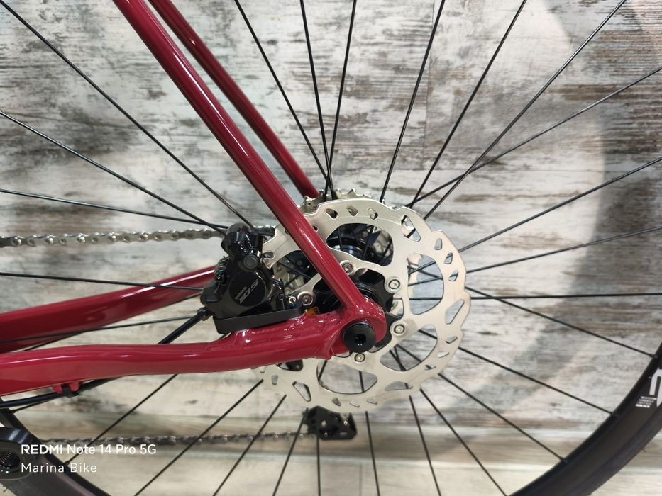 НОВ алуминиев шосеен велосипед Ridley Fenix SLA Disc 105 12 Fulcrum