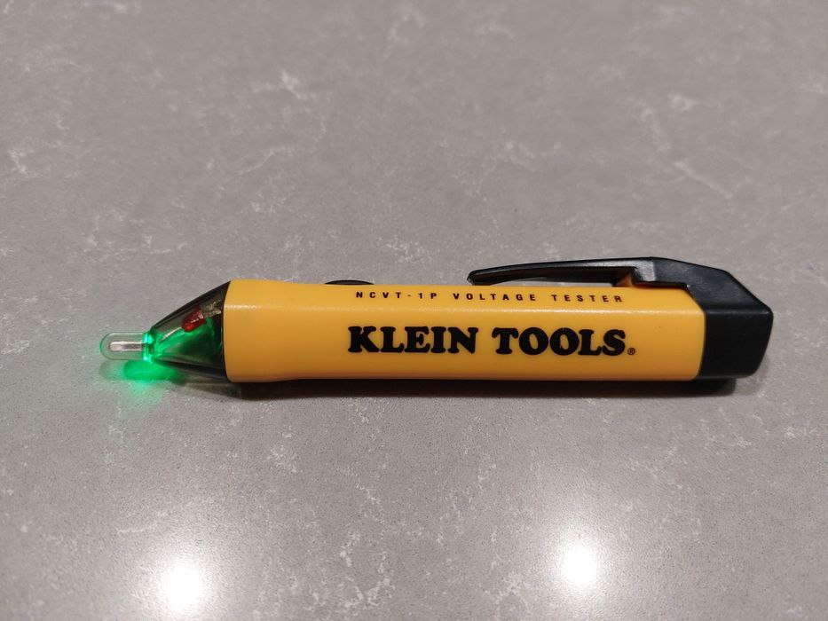 Klein Tools. - тестер за напрежение
