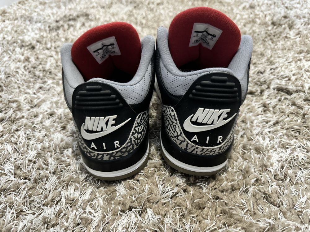 Jordan 3 Black Cement