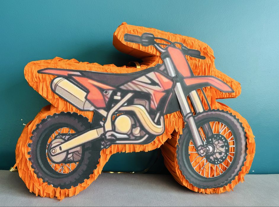 Пинята мотор / Мотокрос