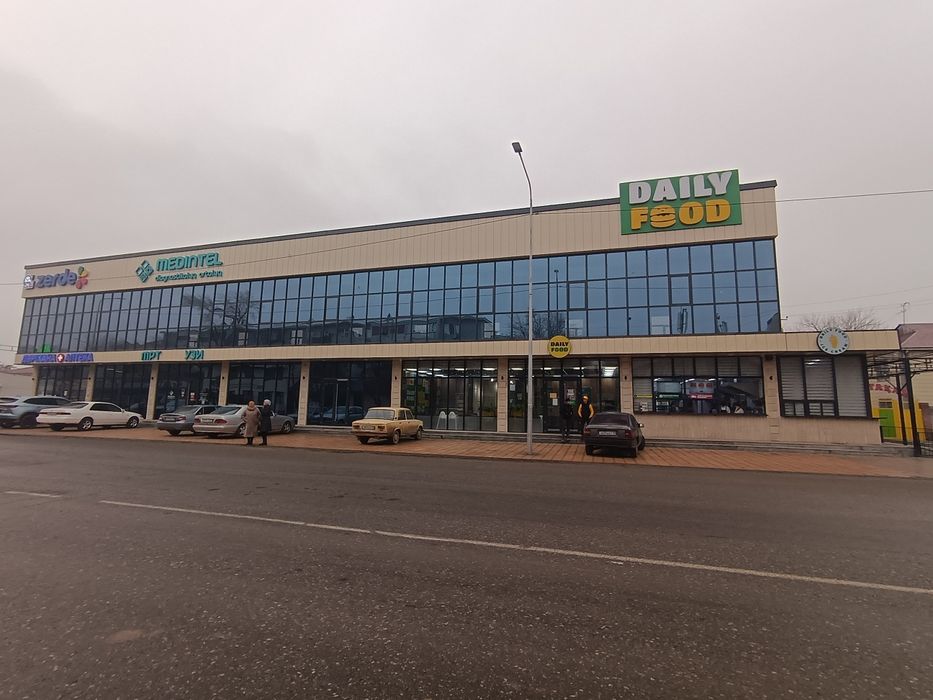 2-ши этажда офистик болмелер жалга бериледи.