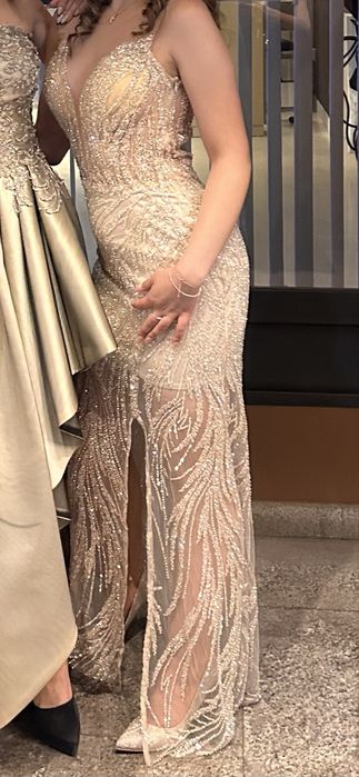 Бална абитуриенска рокля