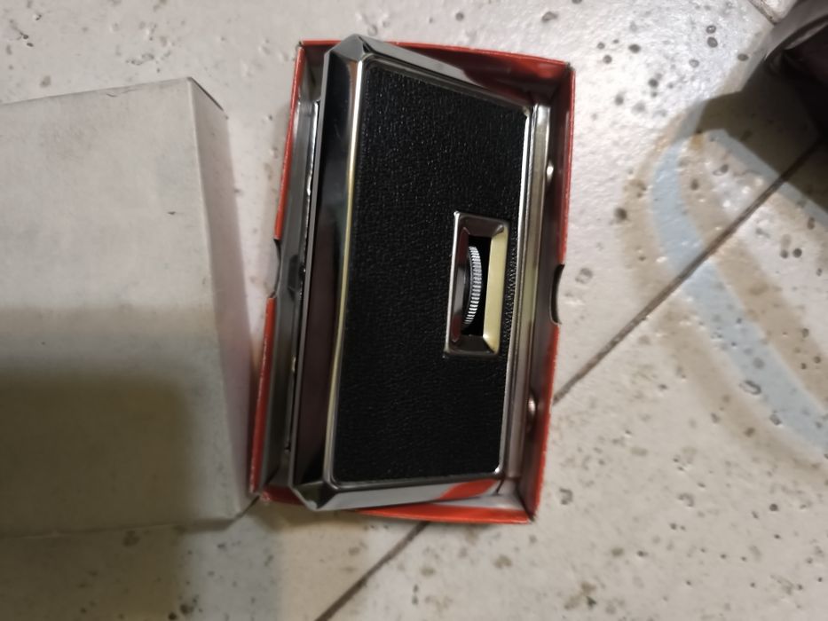 Фотоапарати и театрален бинокъл