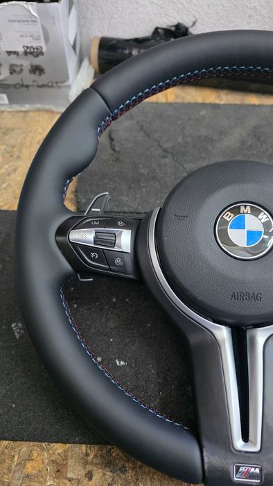 Безупречен волан за BMW M Performance F30 F15 F16 F25 F36 F20 F48