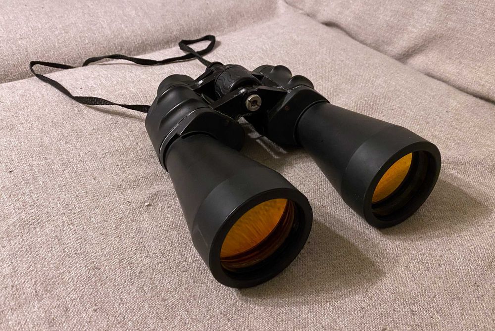 Binoclu cu lentile portocalii, functional, ideal joaca sau incepatori