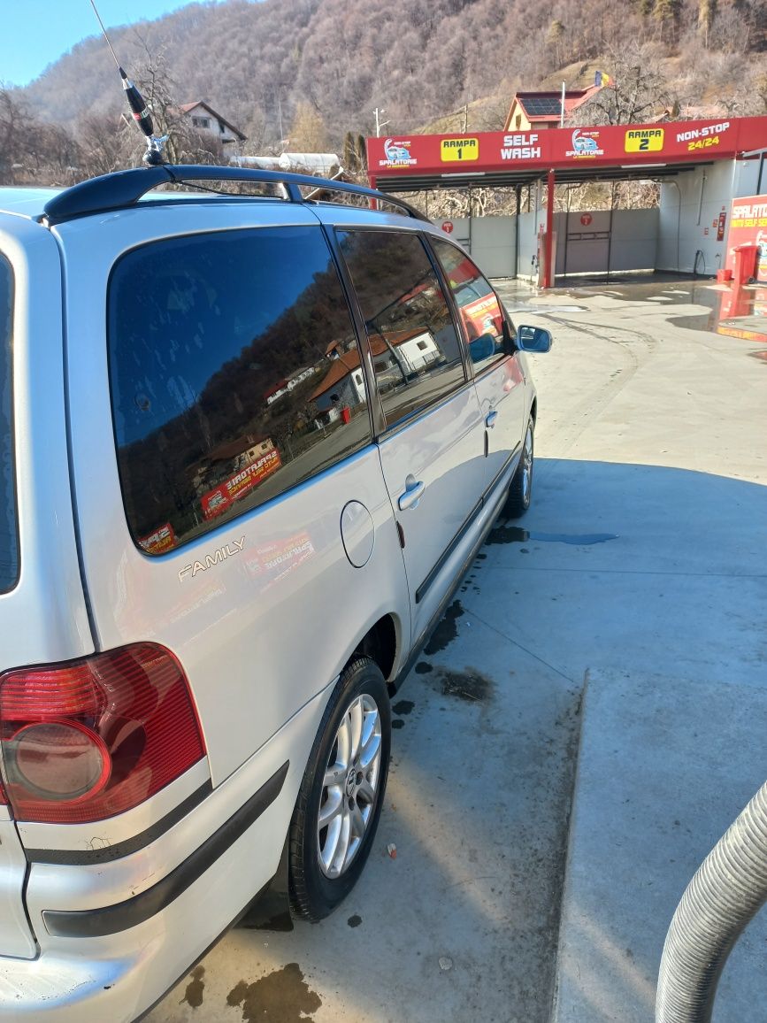 Vând sharan 1.9 TDI