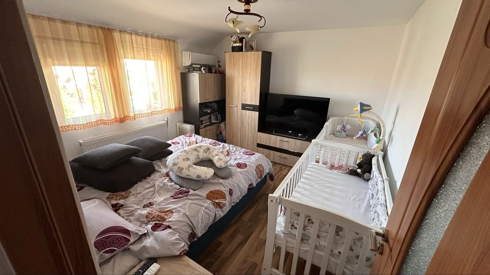 Vand apartament 3 camere
