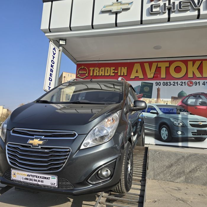 Спарк сотилади ат 2022-23 метан