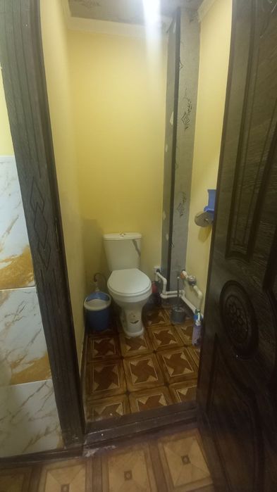 Хамма шароити бор Ижарага берилади 2 хонали уй