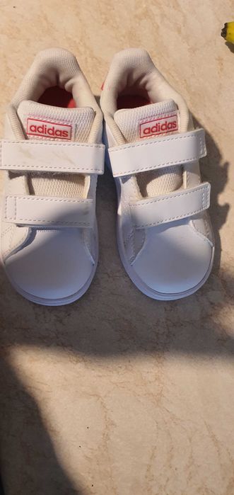 Adidasi adisas marimea 24 fetite