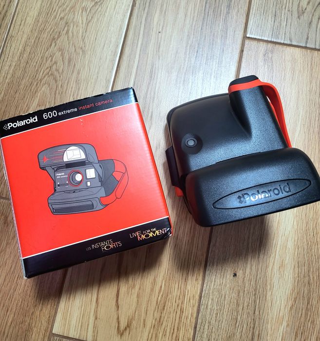 Aparat foto Polaroid 600 extreme