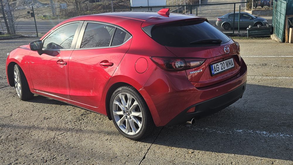 Vând mazda 3 2.2 diesel