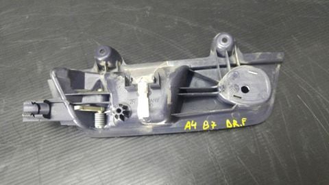 Maner interior usa dreapta fata audi a4 b7 8e1837020