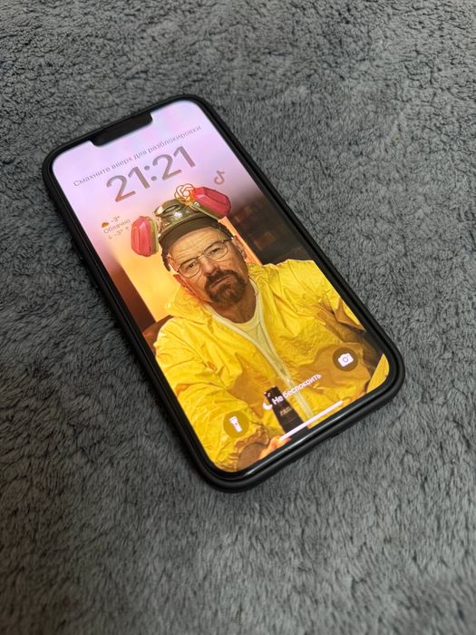 Обменяю айфон 13