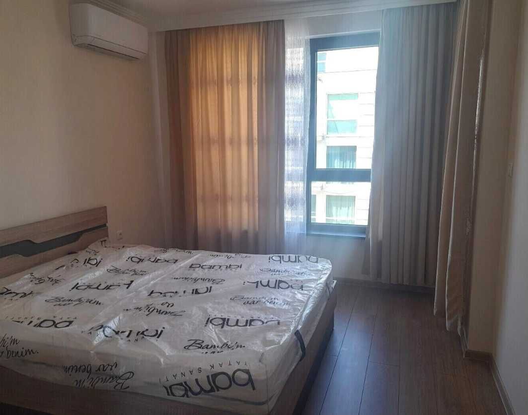 Дава се под наем Двустаен апартамент в Бургас, Сарафово - 65 кв.м за 382.5 € - Снимка #1